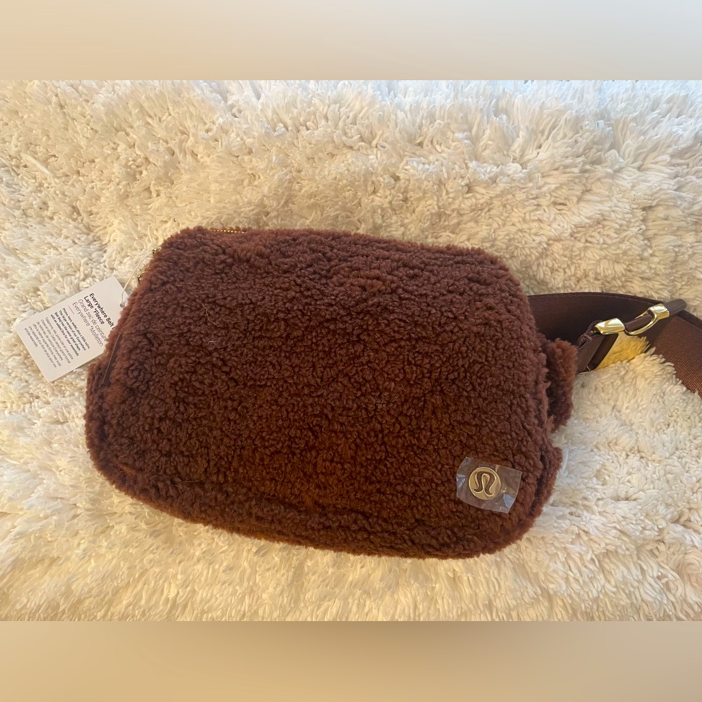 Brand new everywhere fleece lululemon belt bag